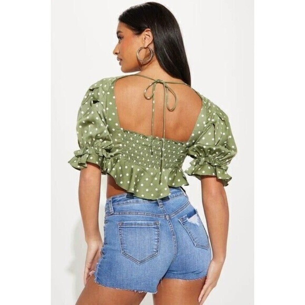 Sage‎ Polka Dots Cropped Smocked Back Blouse Top Size M RefM010